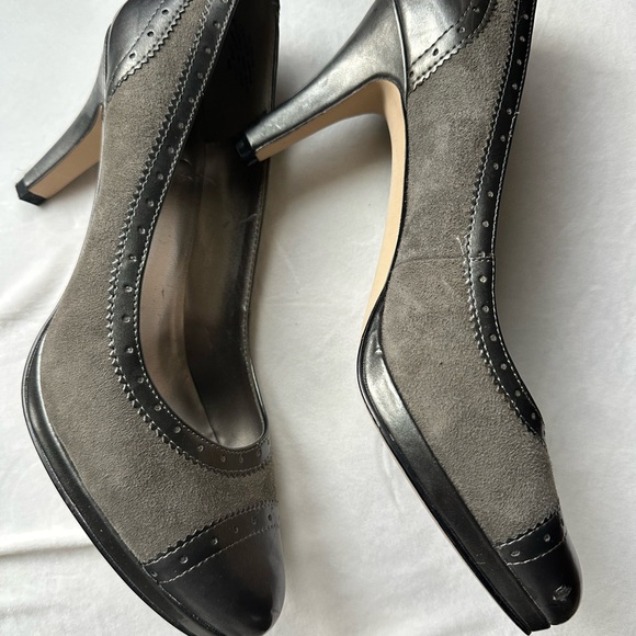Anne Klein high heels. - Picture 5 of 5